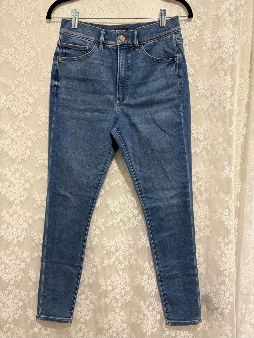 Express Women's High-Rise Skinny Jeans in Medium Blue